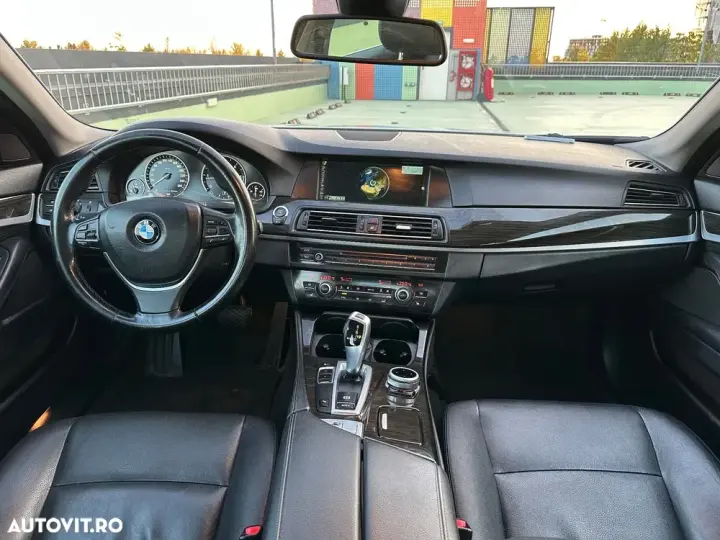 BMW Seria 5 F10/F11/F07 [2010 - 2017] 525d Aut. Luxury Line