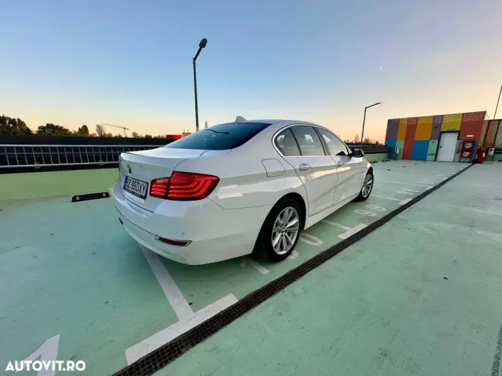 BMW Seria 5 F10/F11/F07 [2010 - 2017] 525d Aut. Luxury Line