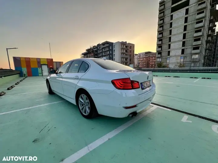 BMW Seria 5 F10/F11/F07 [2010 - 2017] 525d Aut. Luxury Line