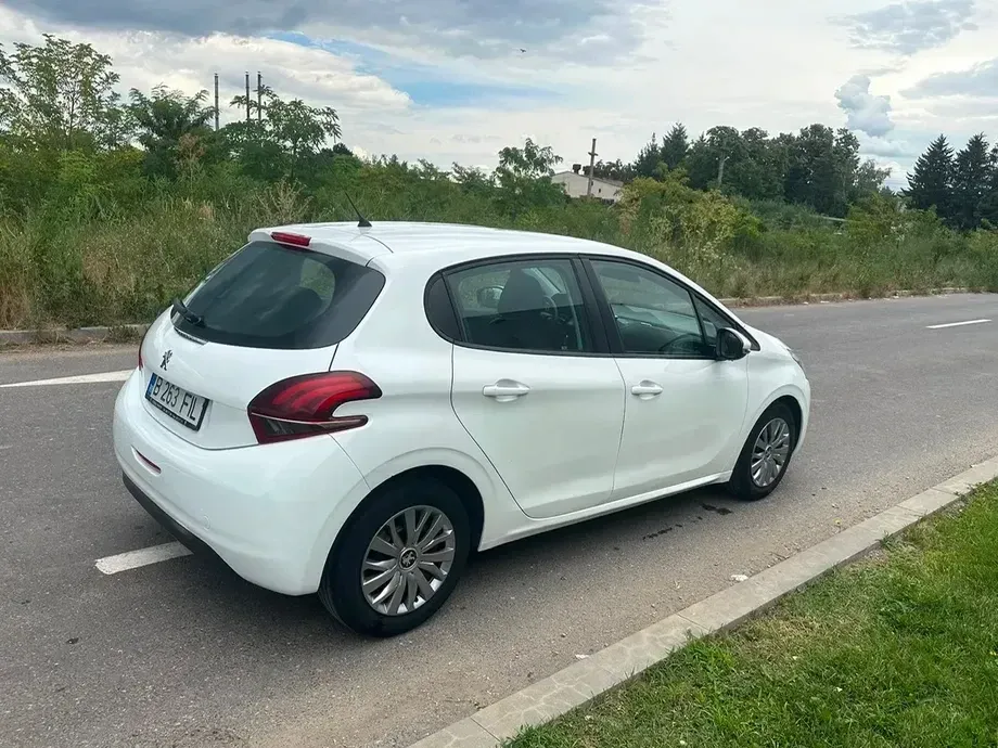 Peugeot 208 1.6 BlueHDi FAP Active — imagine 6