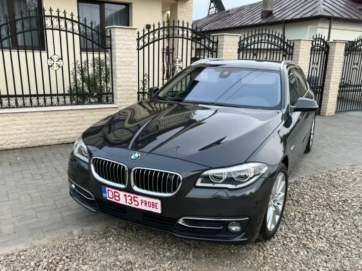 BMW Seria 5 F10/F11/F07 520d xDrive Aut. Luxury Line