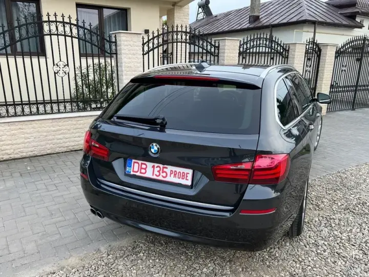 BMW Seria 5 F10/F11/F07 520d xDrive Aut. Luxury Line