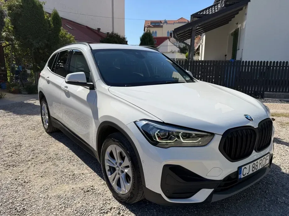 BMW X1 xDrive25e AT PHEV — imagine 3