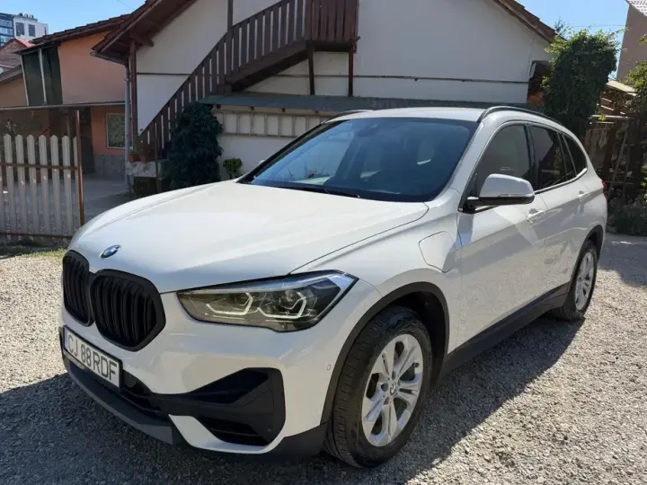 BMW X1 xDrive25e AT PHEV