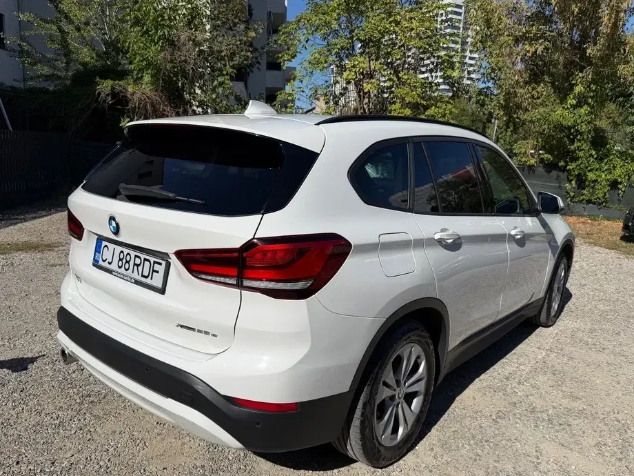 BMW X1 xDrive25e AT PHEV — imagine 4