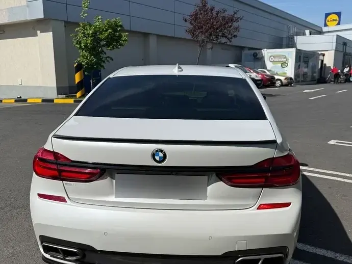 BMW Seria 7 G11/G12 740d xDrive