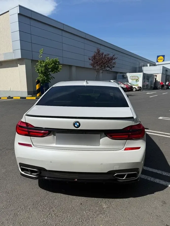 BMW Seria 7 G11/G12 740d xDrive — imagine 6