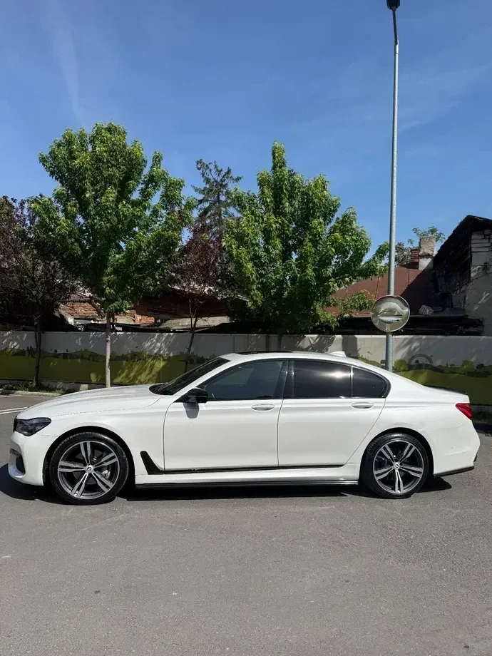 BMW Seria 7 G11/G12 740d xDrive — imagine 3