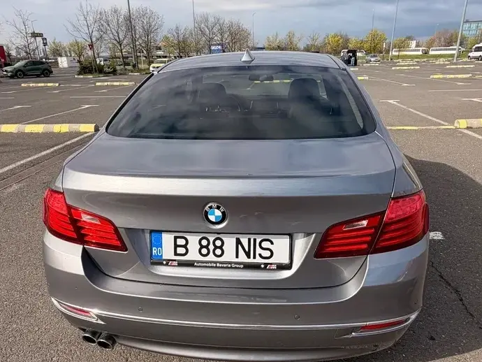 BMW Seria 5 F10/F11/F07 530d xDrive