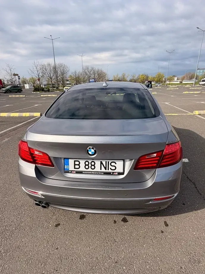 BMW Seria 5 F10/F11/F07 530d xDrive — imagine 3