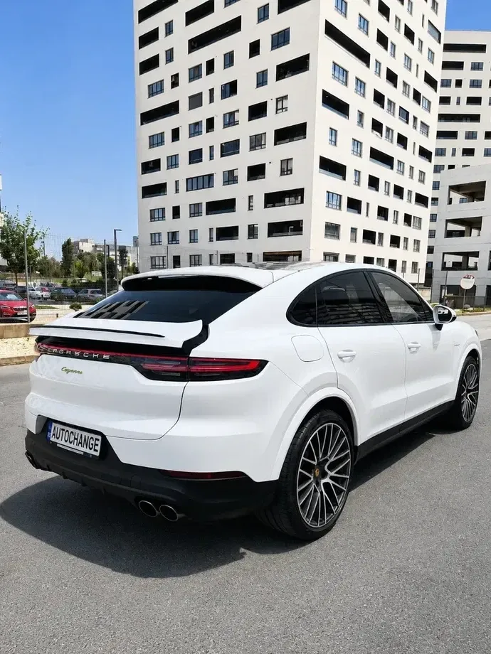 Porsche Cayenne Coupe E-Hybrid Tiptronic S — imagine 3
