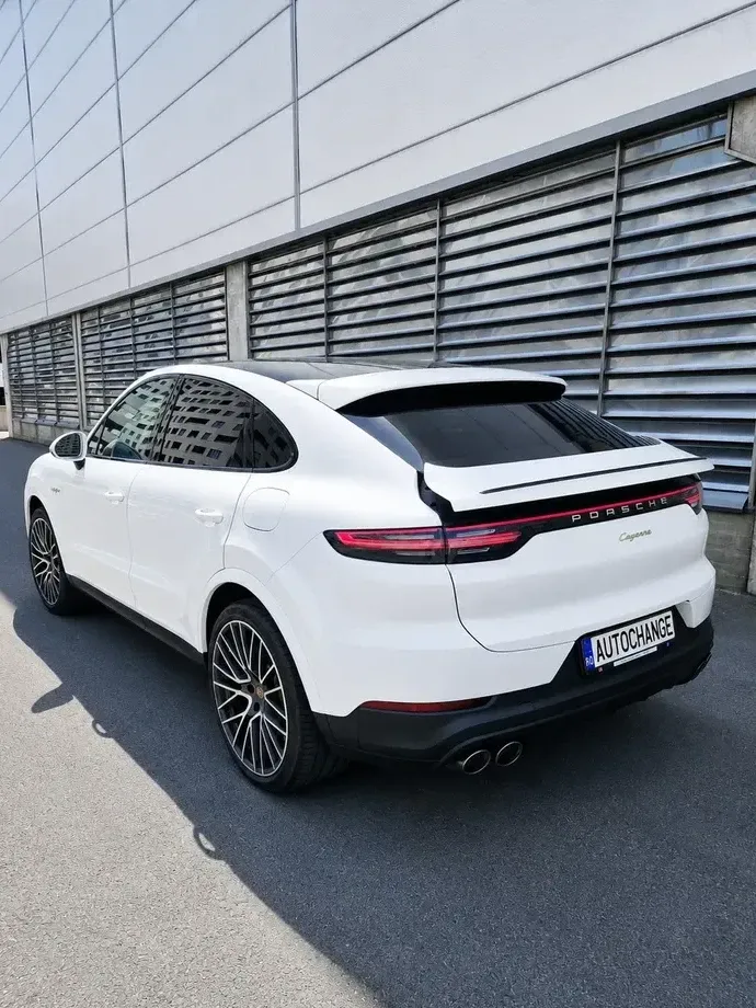 Porsche Cayenne Coupe E-Hybrid Tiptronic S — imagine 4
