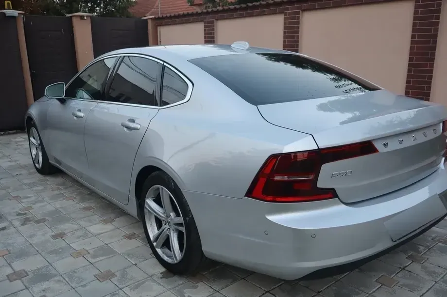 Volvo S90 — imagine 4