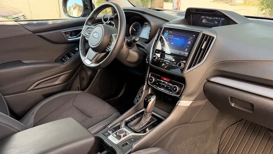 Subaru Forester 2.0 e-Boxer MHEV LinearTronic Active — imagine 5