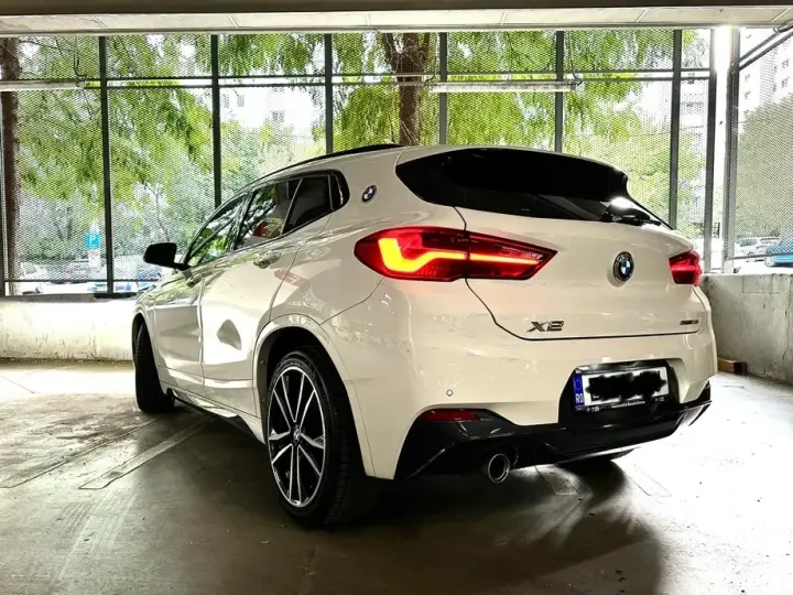 BMW X2