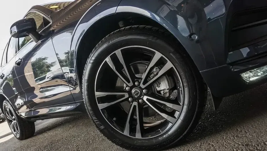 Volvo XC 60 II D4 Momentum Pro — imagine 4