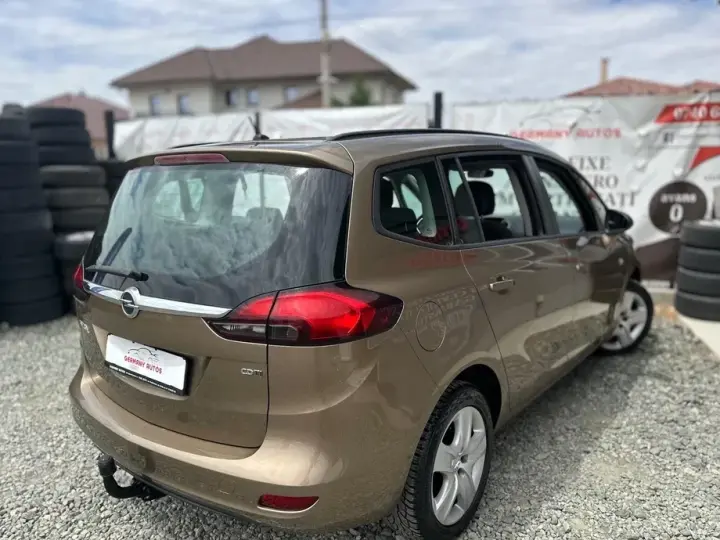 Opel Zafira Tourer 2.0 CDTI Active