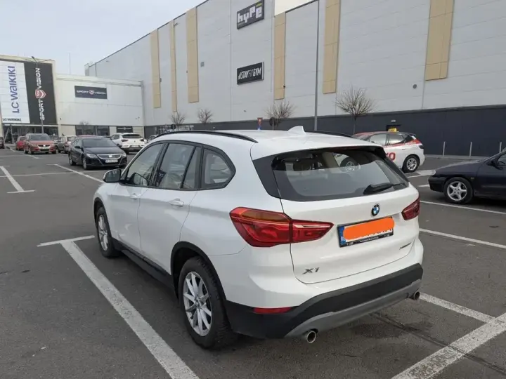 BMW X1 F48