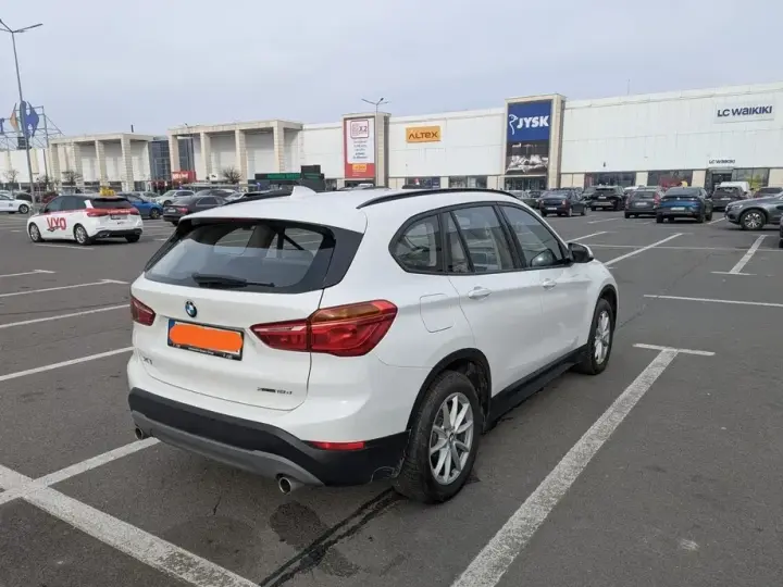 BMW X1 F48