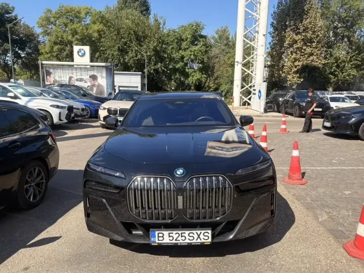 BMW Seria 7 G70