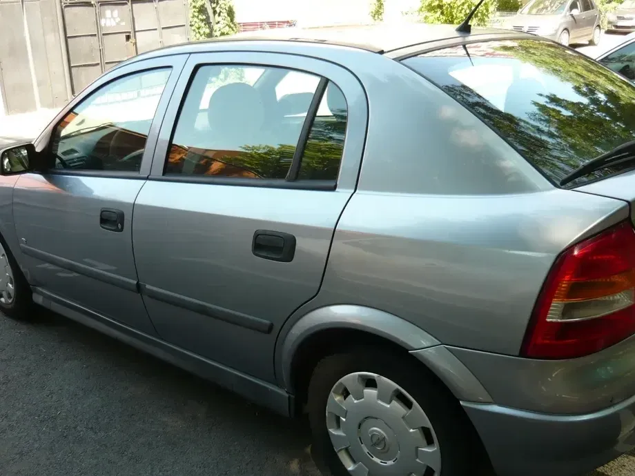 Opel Astra G Classic 1.6i — imagine 6