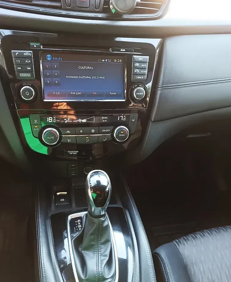Nissan X-Trail III [2014 - Prezent[ 2.0D XTRONIC Start/Stop 4x4-i Acenta — imagine 3