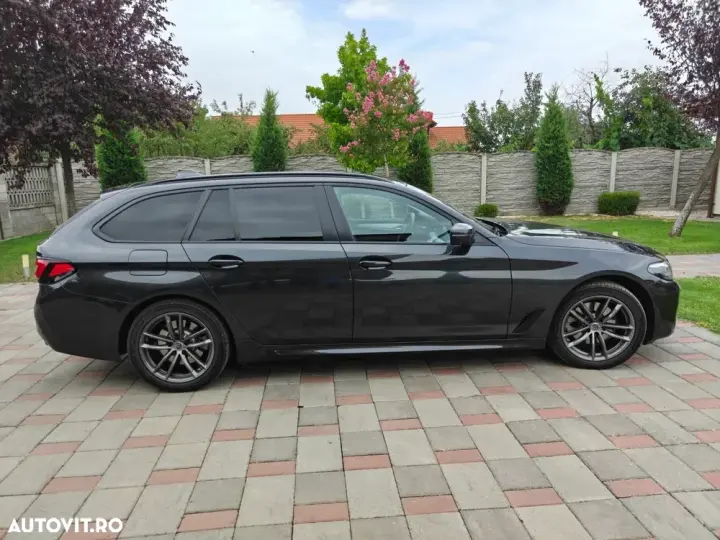 BMW Seria 5 G30/G31 [2017 - Prezent] 520d AT MHEV