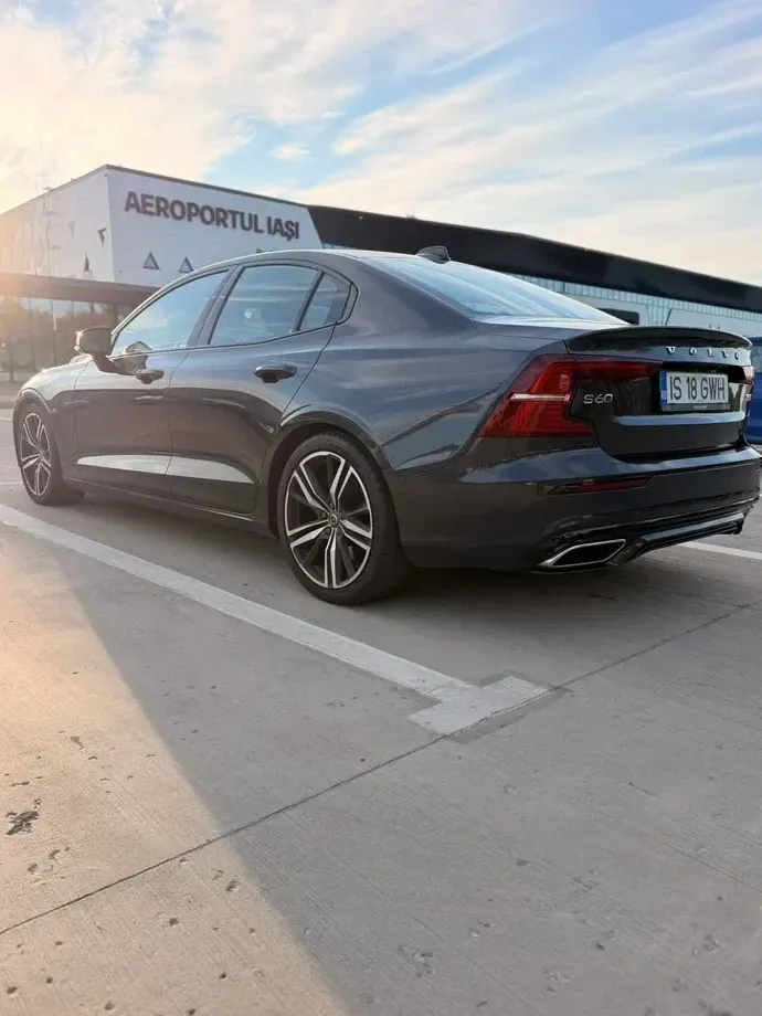 Volvo S60 III T5 R-Design — imagine 2