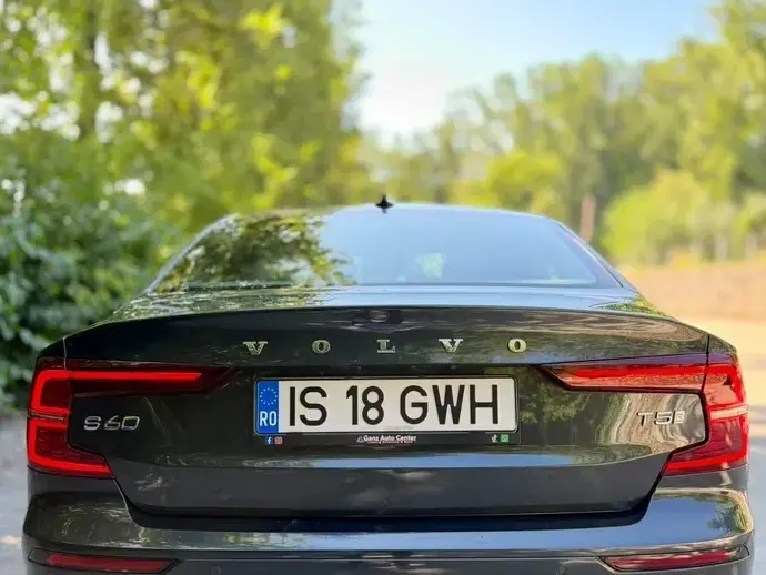 Volvo S60 III T5 R-Design