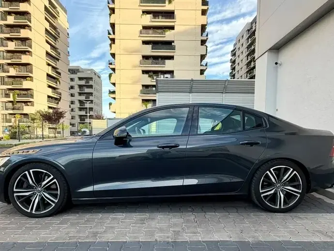Volvo S60 III T5 R-Design