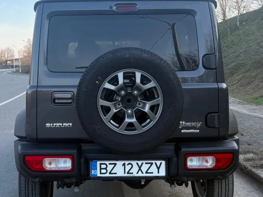 Suzuki Jimny IV 1.5 ALLGRIP GLX — imagine 5