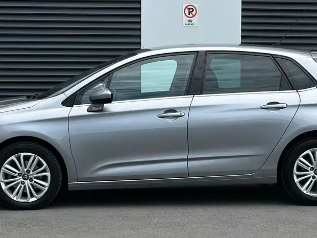 Citroën C4 PureTech 130 Stop & Start EAT6 Shine