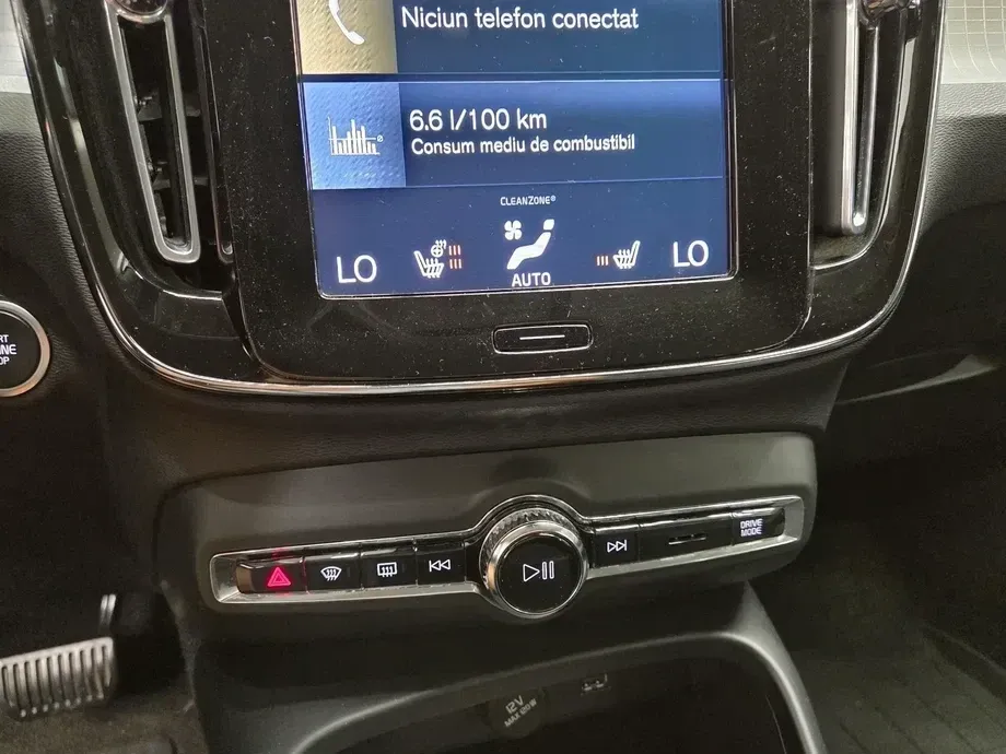 Volvo XC 40 T4 Recharge DKG Inscription — imagine 6