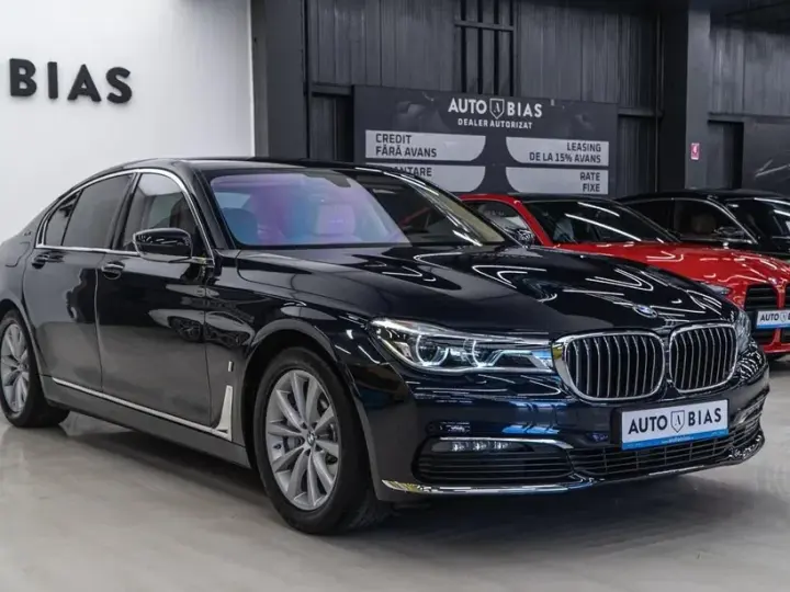 BMW Seria 7 G11/G12 740e iPerformance