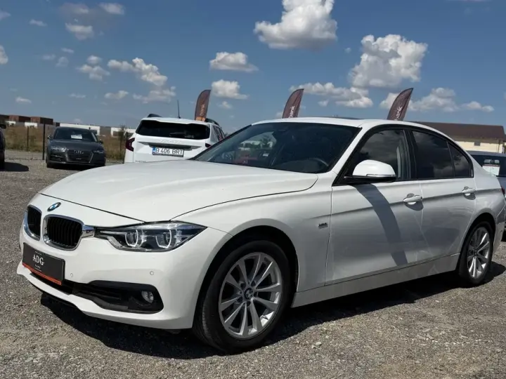 BMW Seria 3 320d xDrive AT Luxury Line