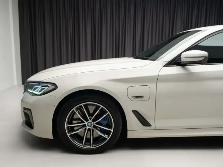 BMW Seria 5 G30/G31 545e xDrive Aut.