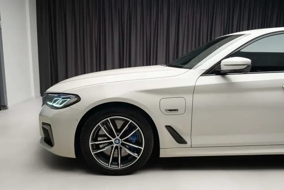 BMW Seria 5 G30/G31 545e xDrive Aut. — imagine 5
