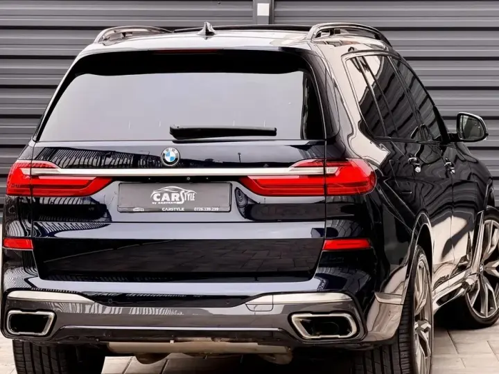 BMW X7 M50d