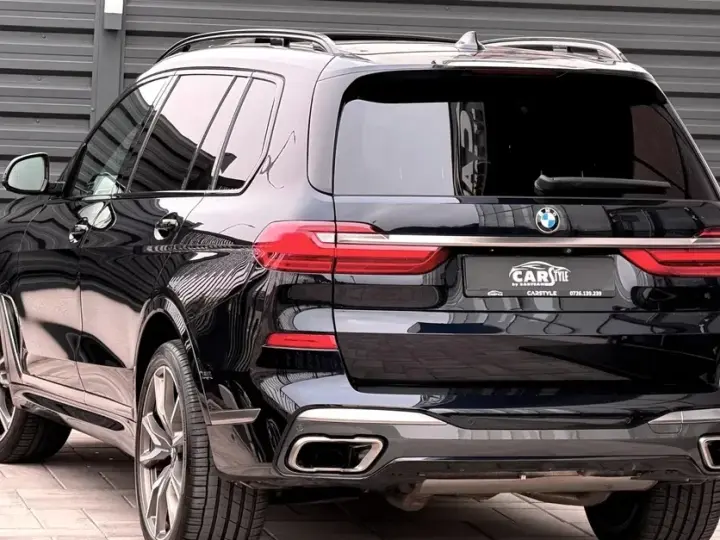 BMW X7 M50d