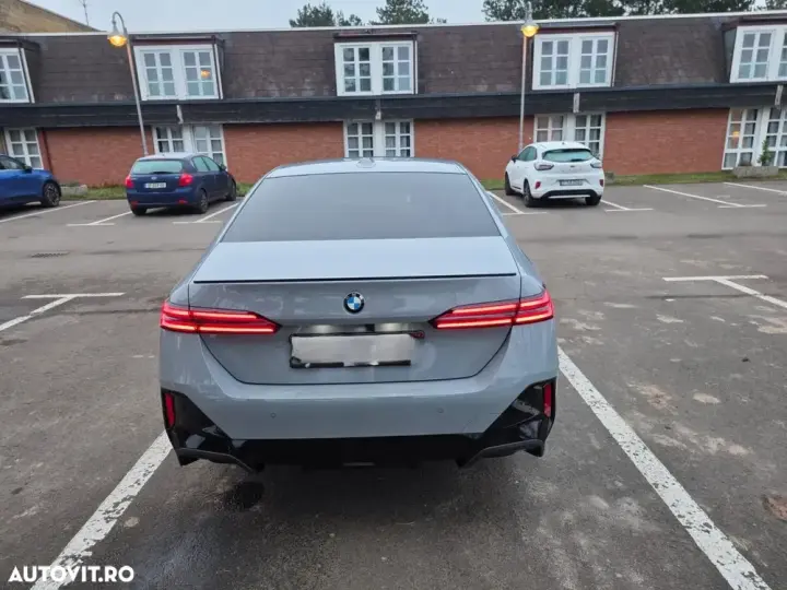 BMW Seria 5 520d xDrive AT MHEV