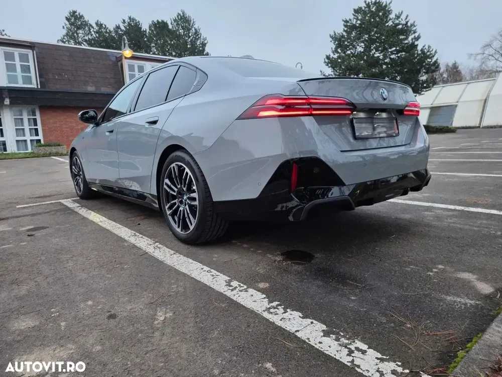 BMW Seria 5 520d xDrive AT MHEV — imagine 6