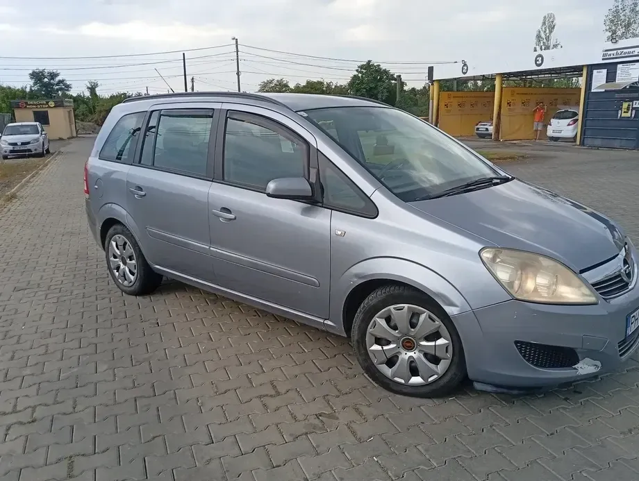 Opel Zafira B 1.9 CDTI Cosmo Aut — imagine 3