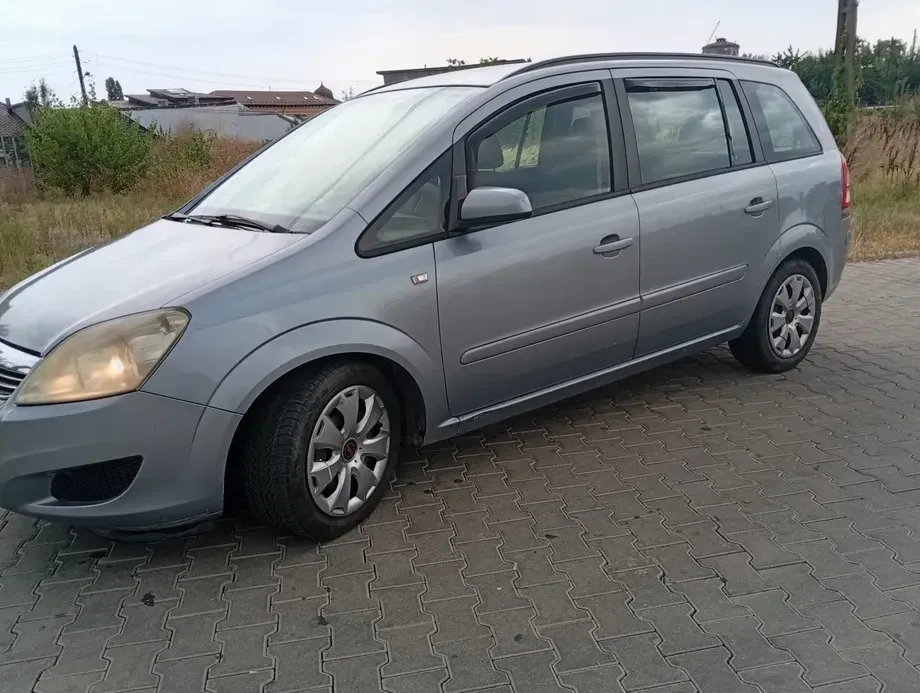 Opel Zafira B 1.9 CDTI Cosmo Aut — imagine 2