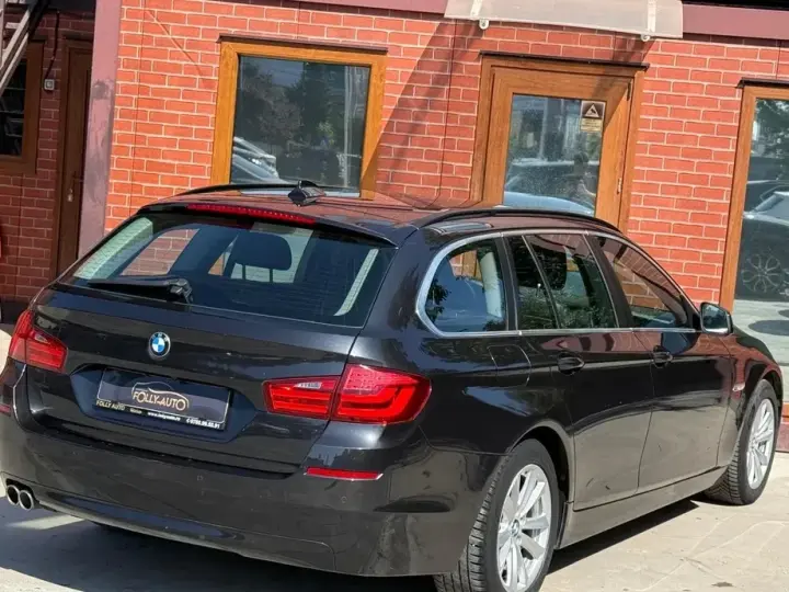 BMW Seria 5 F10/F11/F07 520d