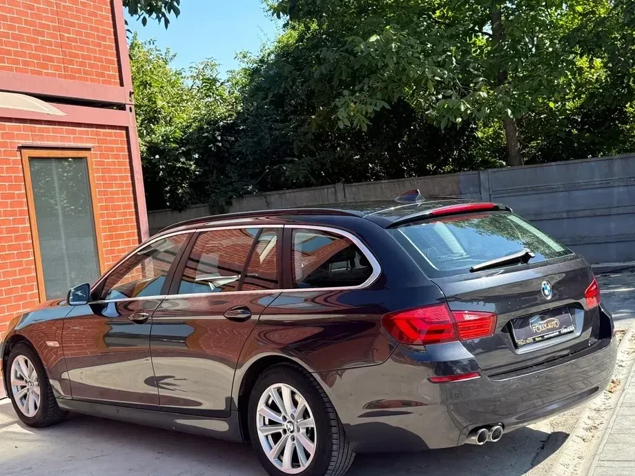 BMW Seria 5 F10/F11/F07 520d — imagine 4