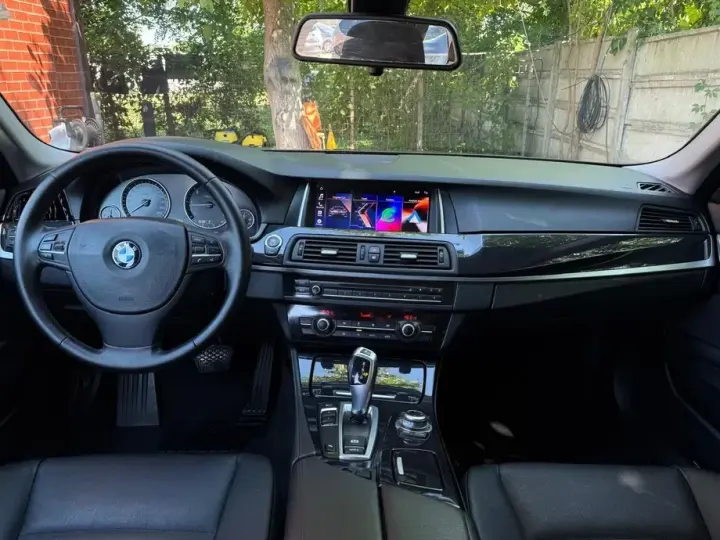 BMW Seria 5 F10/F11/F07 520d