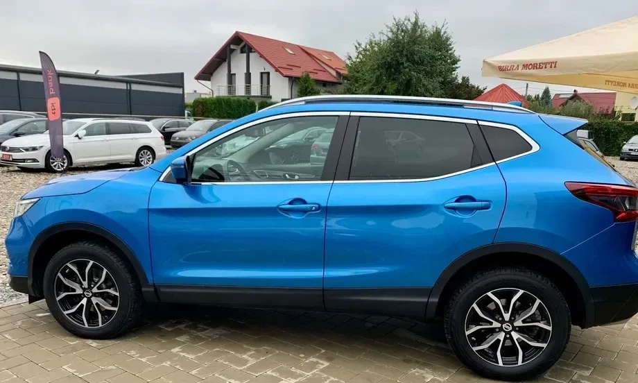 Nissan Qashqai II 1.6 DCI ALL-MODE 4x4i TEKNA+ — imagine 4