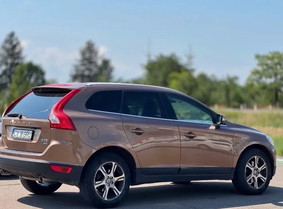 Volvo XC 60 I D5 AWD Aut. Summum — imagine 5