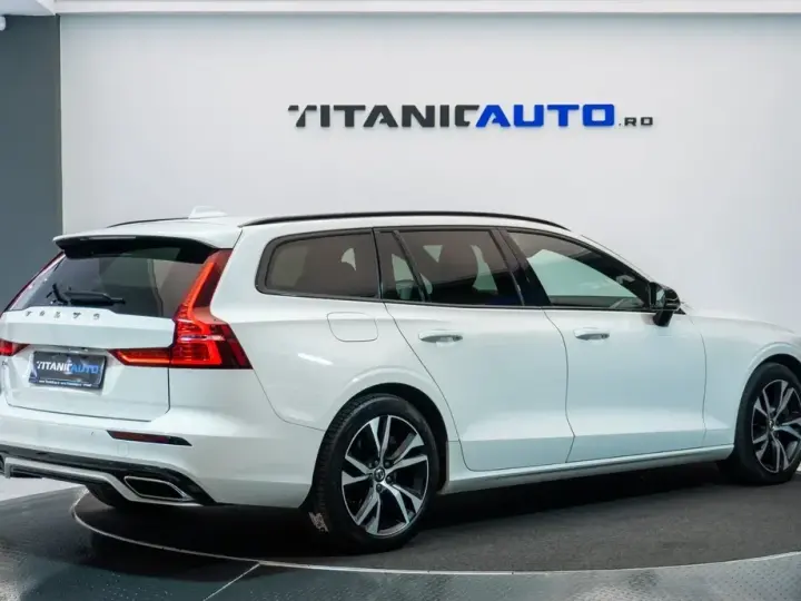 Volvo V60 II T6 AWD Recharge Geartronic RDesign