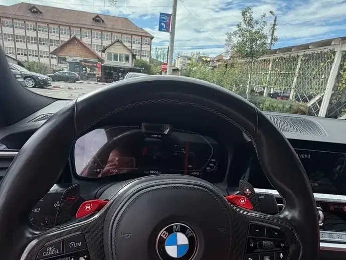 BMW M3 Competition xDrive AT